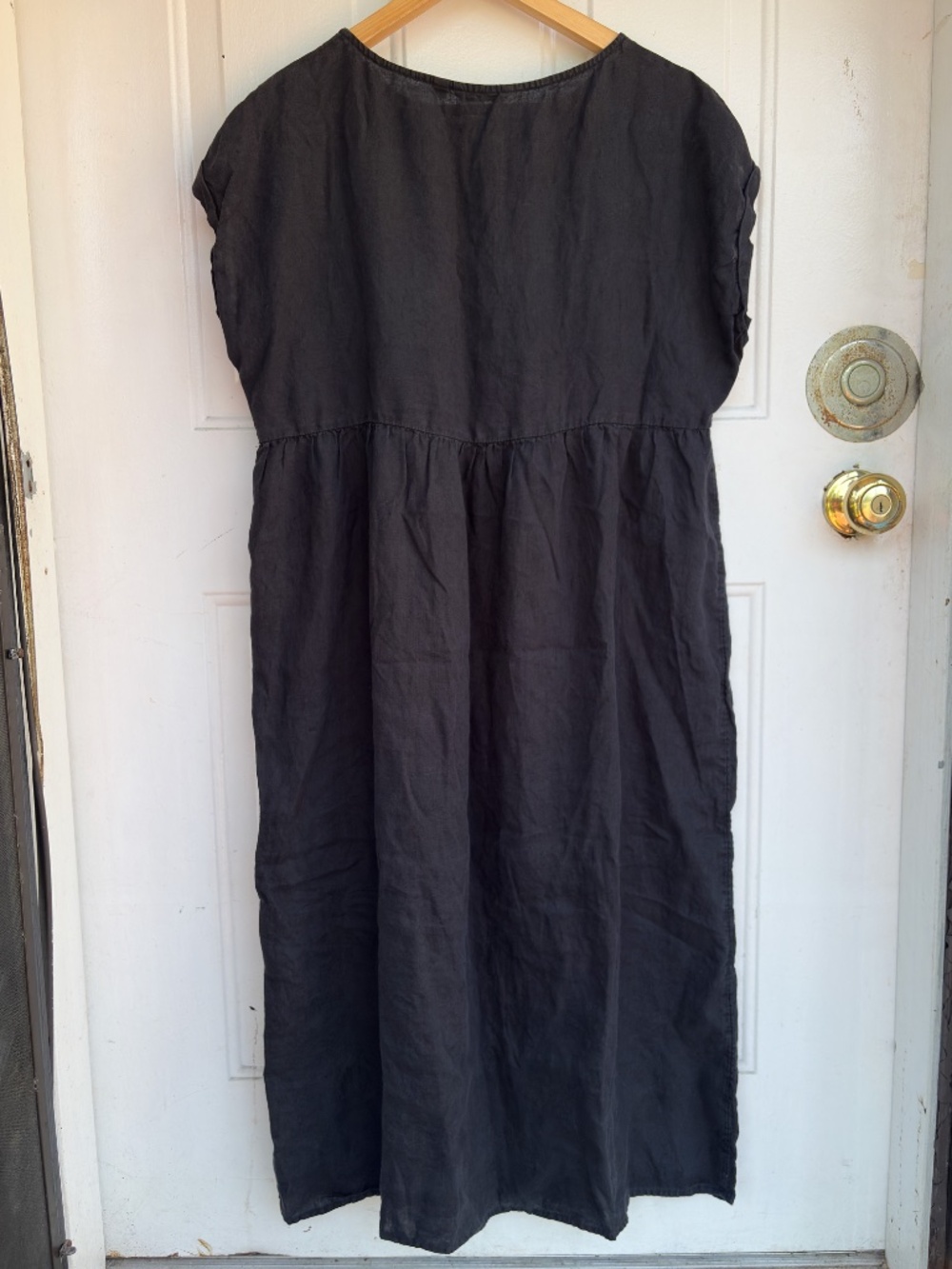 UNIQLO Womens M Black 100% Linen Midi Dress Short Sleeve - Picture 4 of 9